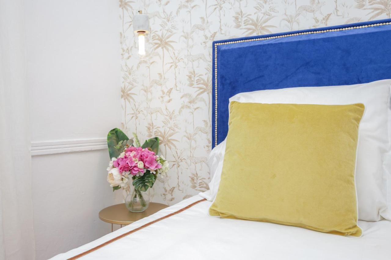 Golden Cage Chiado - Charm Historic And Cozy Apartment Lisbon Exterior photo